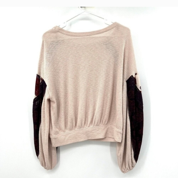 NWT New Free People Casual Clash Thermal Top With Contrasting Balloon Sleeves XS - Picture 4 of 8